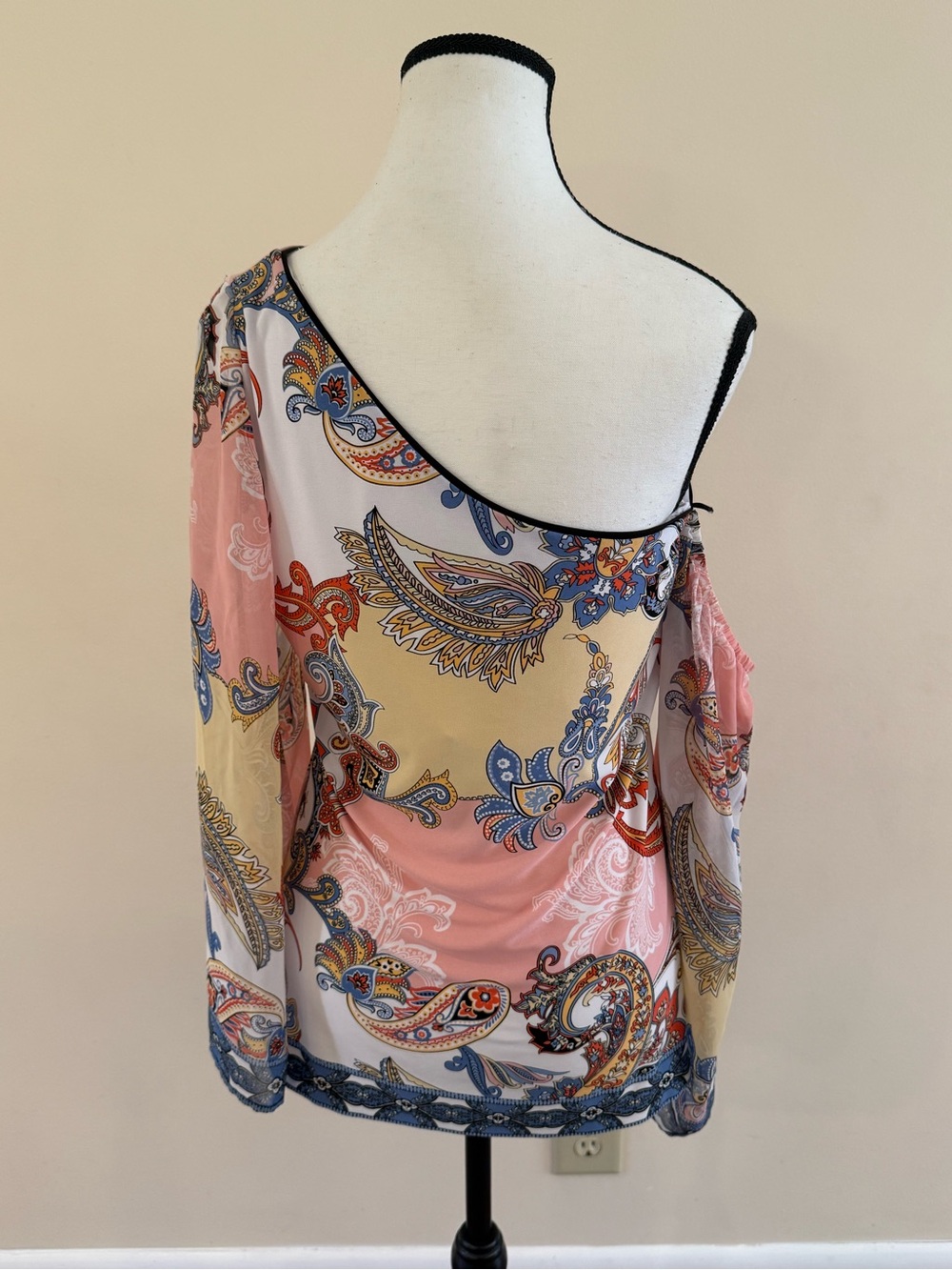 Analili Paisley Off-Shoulder Long Sleeve Top - size medium - Picture 4 of 6